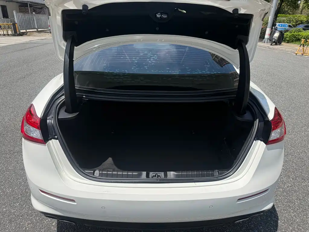 Ghibli 2017 3.0T Standard Edition