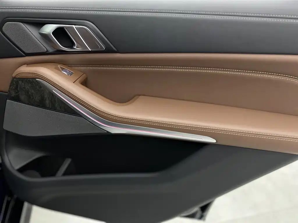 BMW X7 2023 xDrive40i Luxury Edition M Sport Package