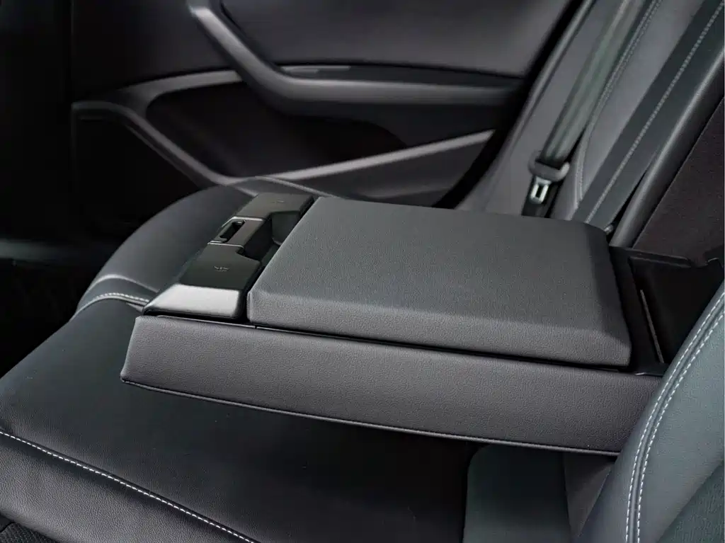 Audi A4L 2020 40 TFSI Luxury Dynamic Edition