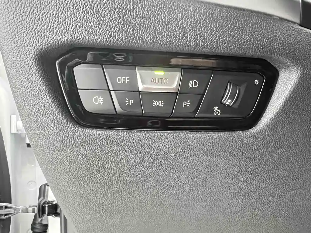BMW 3 Series 2023 320Li M Sport Package