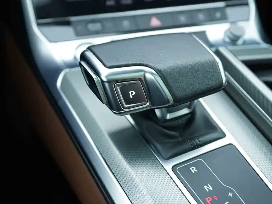 Audi A6L 2020 45 TFSI quattro Premium Selection Elegant Type
