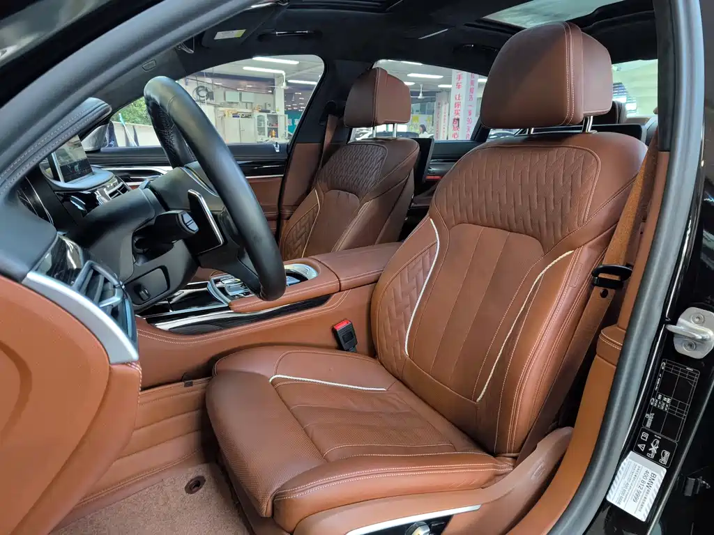 BMW 7 Series 2018 Model M760Li xDrive