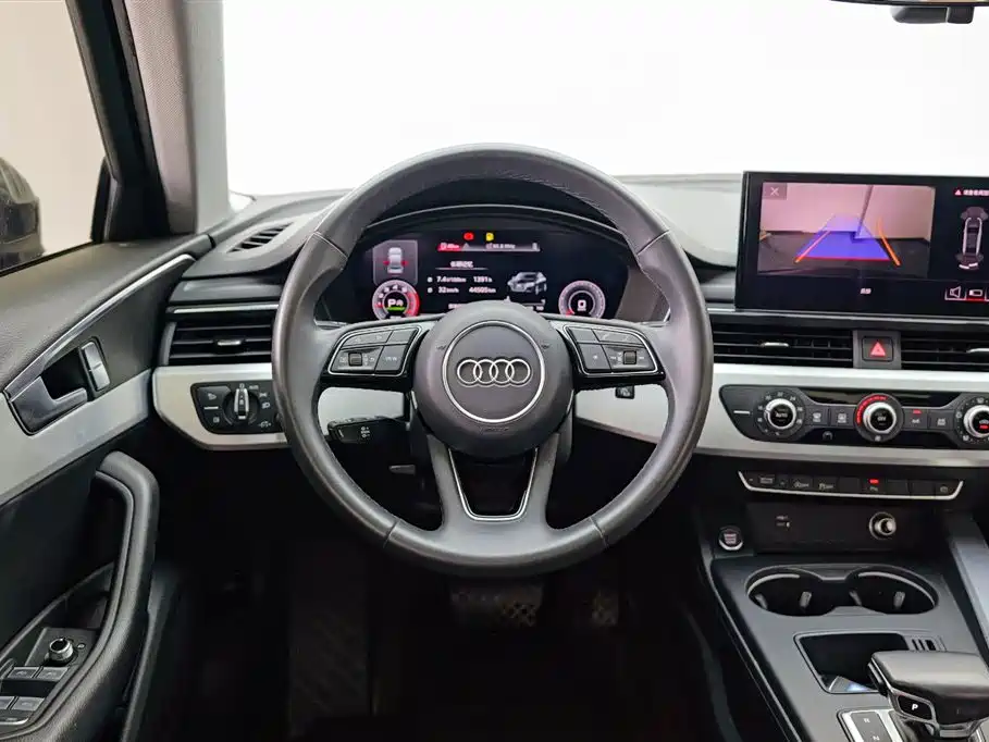Audi A4L 2024 40 TFSI Fashion Dynamic Edition