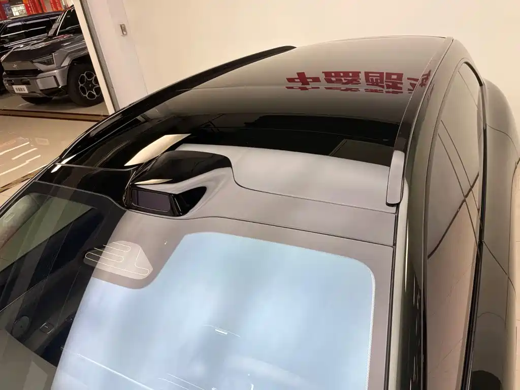 享界S9T 2025款 增程 Ultra长续航版 192线激光雷达