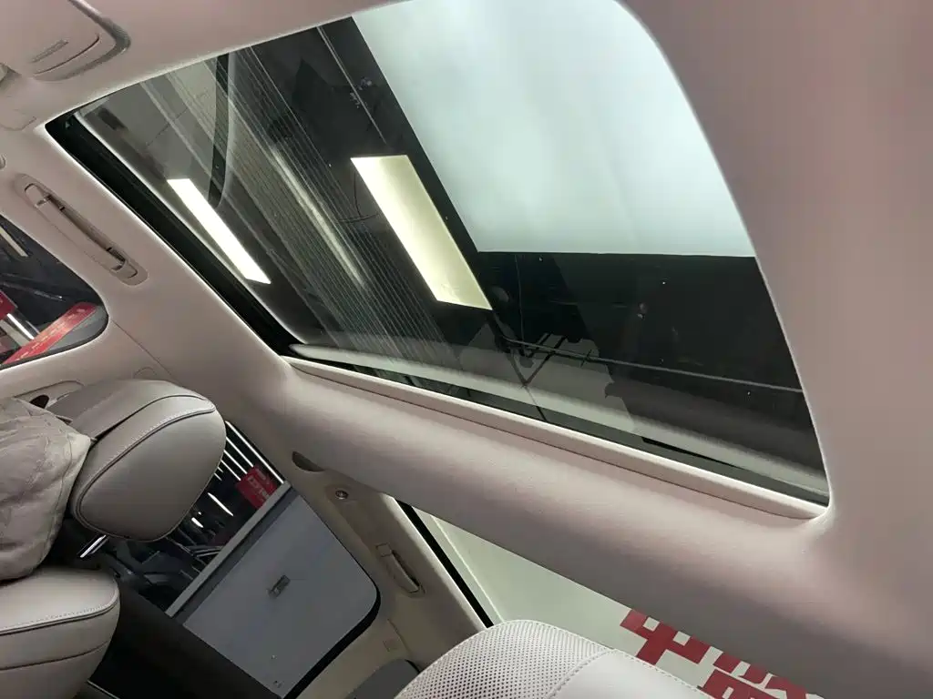 享界S9T 2025款 增程 Ultra长续航版 192线激光雷达