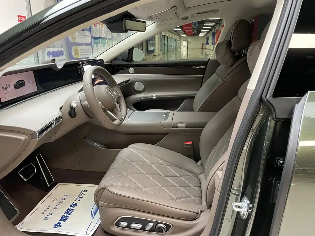 享界S9T 2025款 增程 Ultra长续航版 192线激光雷达