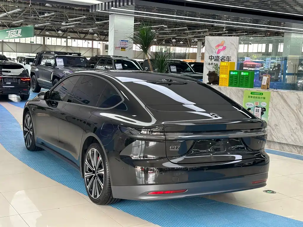 NIO ET7 2024 Edition 75kWh Executive Signature Edition