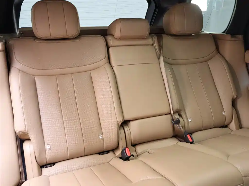 Range Rover 2025 Edition 3.0 L6 360PS Grand Edition