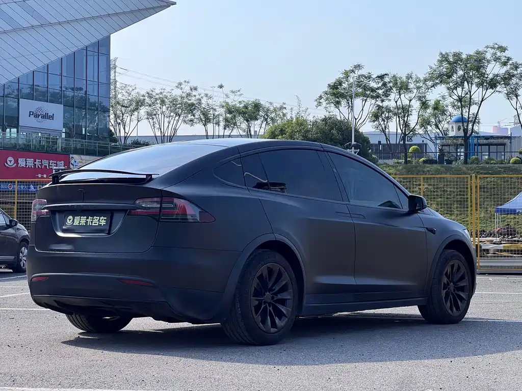 Model X 2019 Long Range Edition
