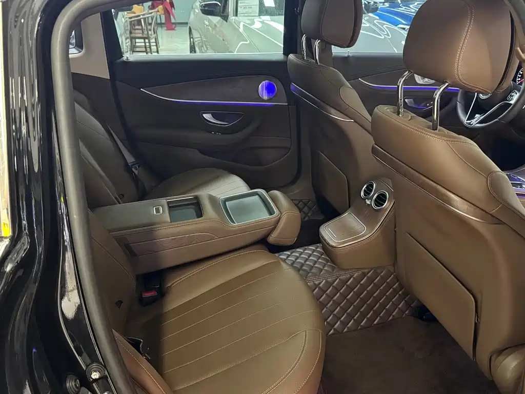 Mercedes-Benz E-Class 2021 Facelift E 300 L Sportline