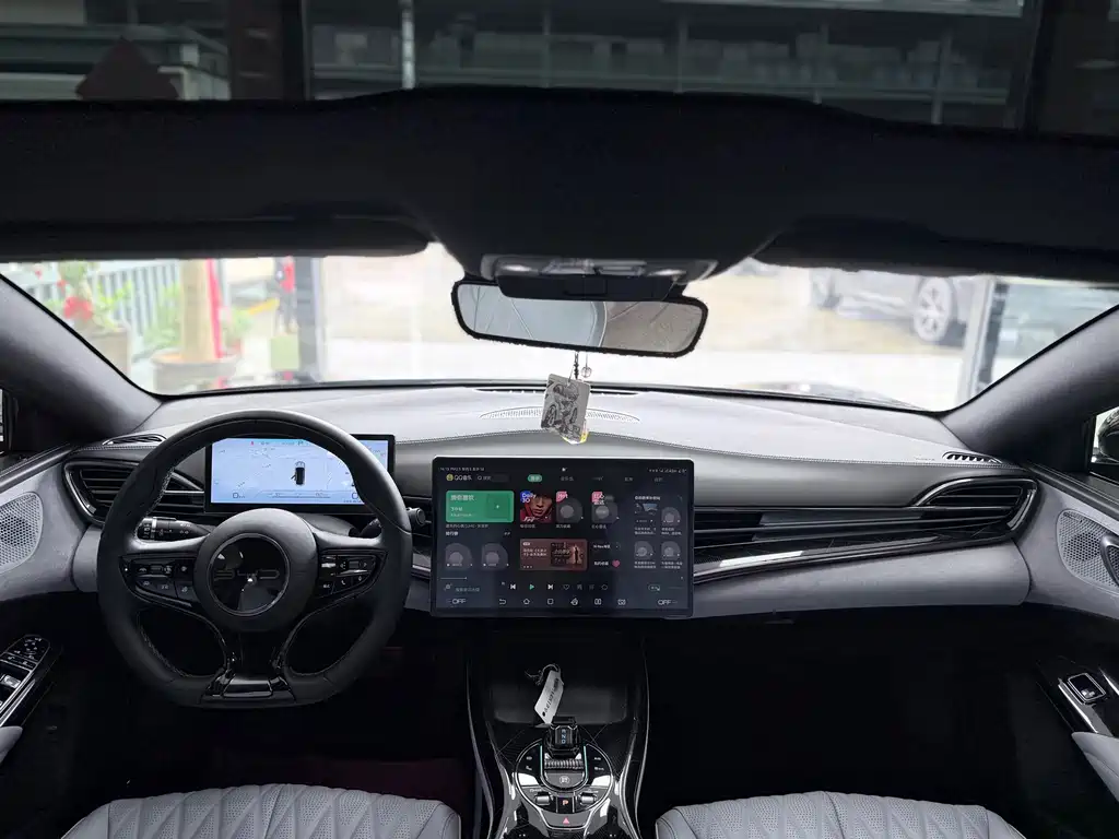 Seahorse 2022 Standard Range Rear-wheel Drive Prestige Edition
