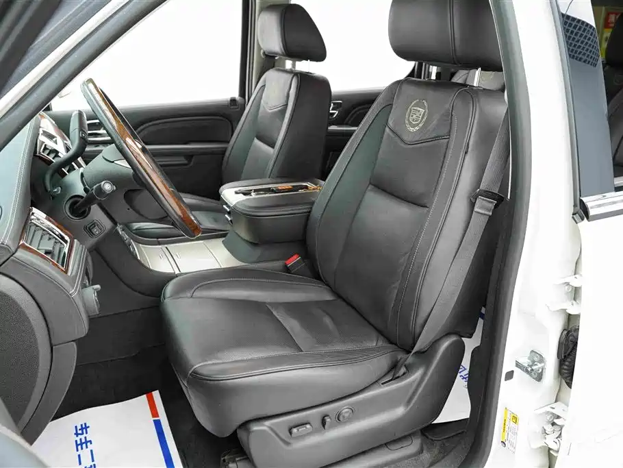 Escalade ESV Platinum Extended Length 2013