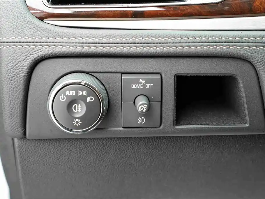 Escalade ESV Platinum Extended Length 2013