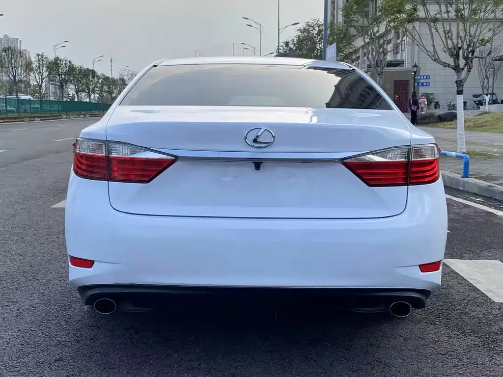 Lexus ES 2014 250 Elite Edition