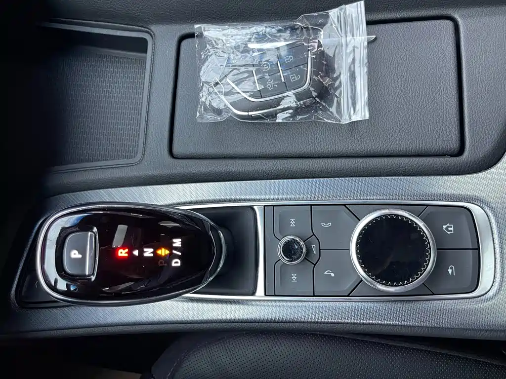 Cadillac CT5 2023 28T Luxury (Standard)