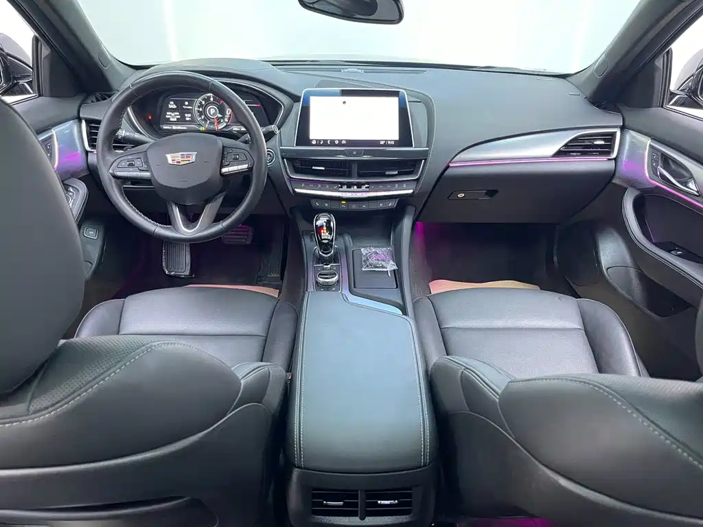 Cadillac CT5 2023 28T Luxury (Standard)