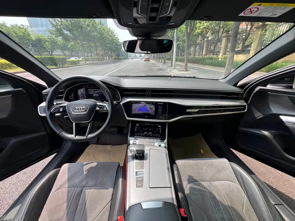 Audi A6L 2022 model 45 TFSI Prestige Dynamic Edition