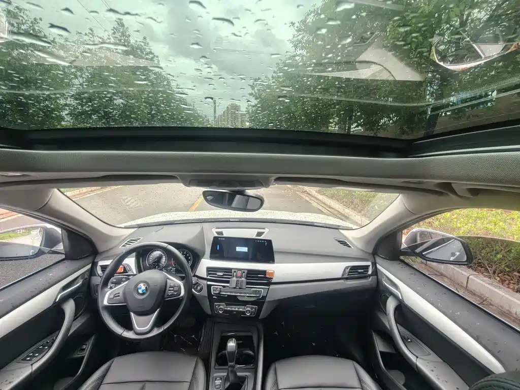 BMW X1 2019 sDrive20Li Leading Edition