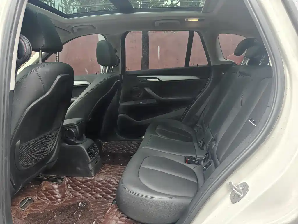 BMW X1 2019 sDrive20Li Leading Edition