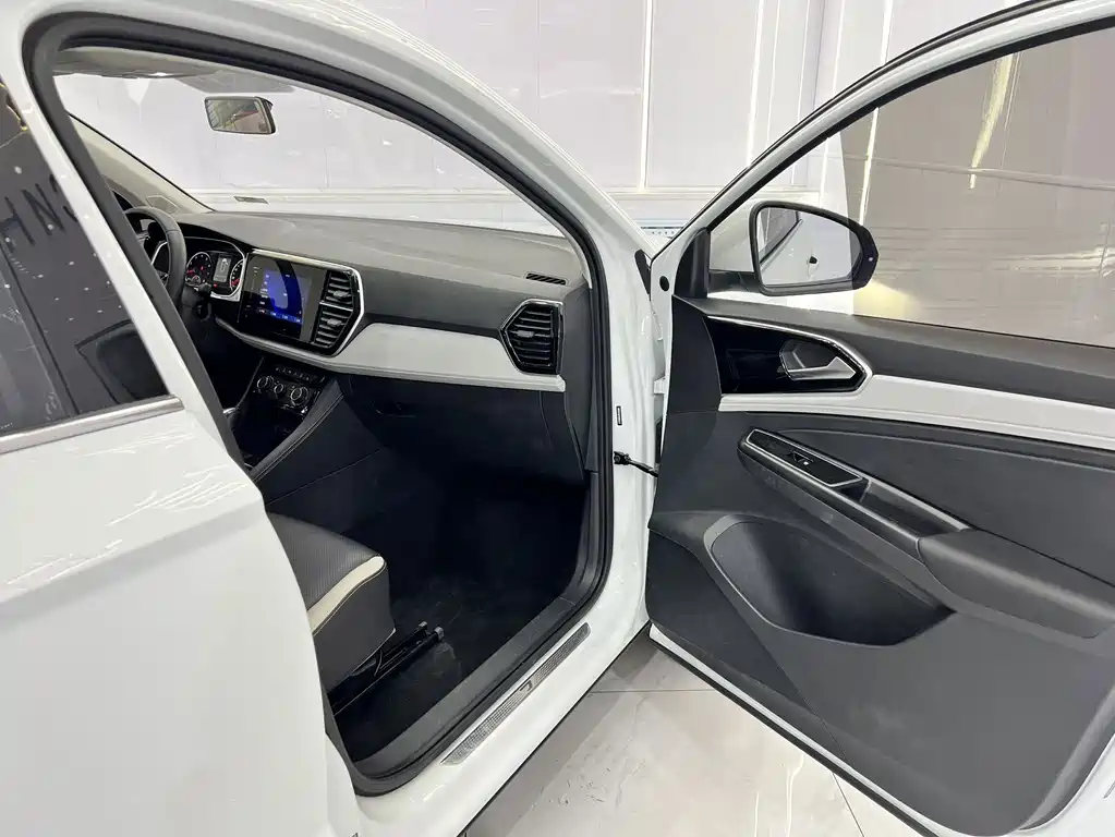 Volkswagen VS7 2022 1.4T Automatic Advance Pro Edition