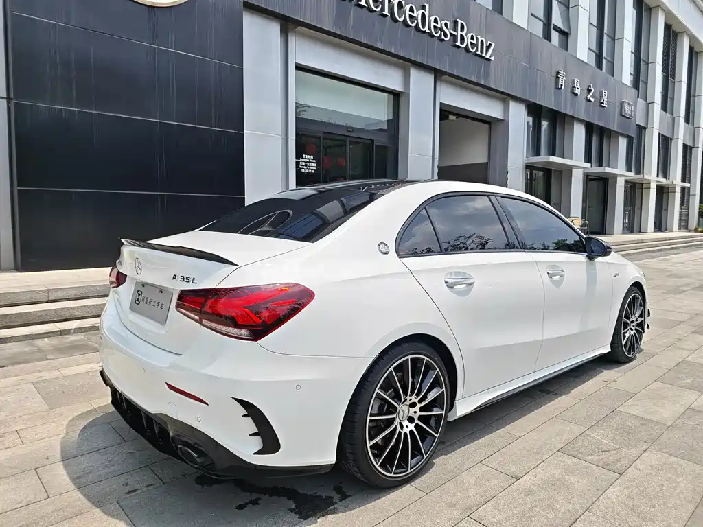Mercedes-Benz A-Class AMG 2023 4MATIC A 35 L