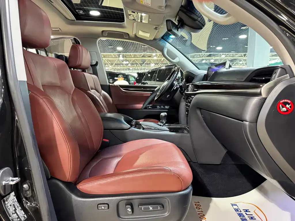 Lexus LX 2016 570 Luxury Edition