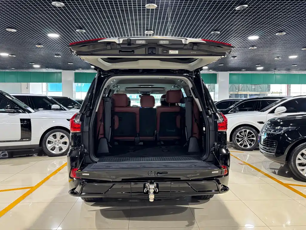 Lexus LX 2016 570 Luxury Edition