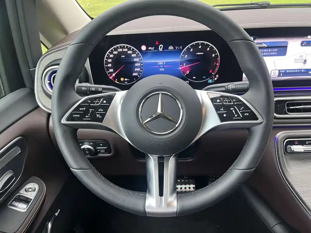 Mercedes-Benz V-Class 2024 300 L Long Wheelbase Prestige Edition