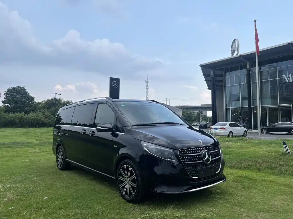 Mercedes-Benz V-Class 2024 300 L Long Wheelbase Prestige Edition