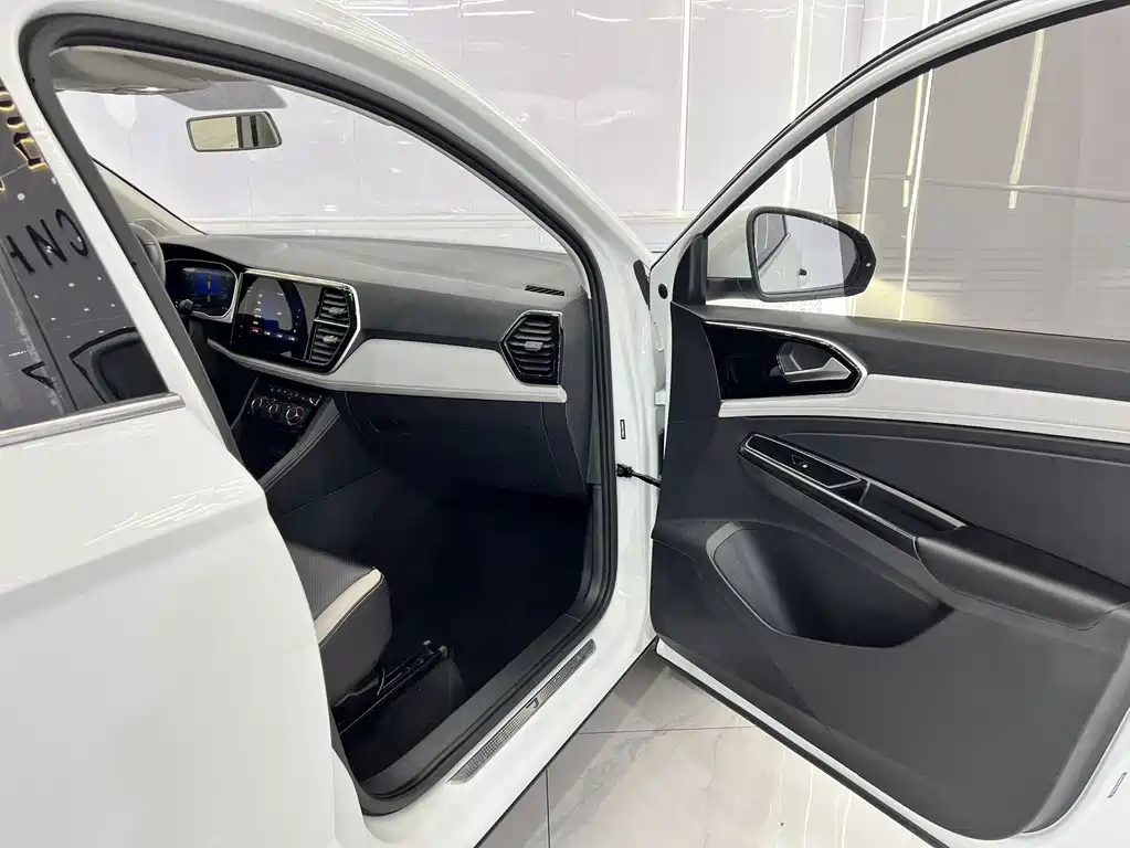 Volkswagen VS7 2022 1.4T Automatic Advance Pro Edition
