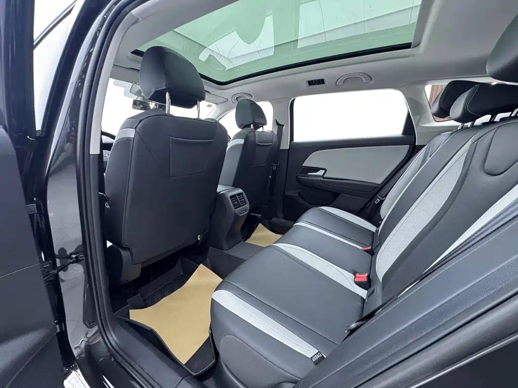 VS8 2026 280TSI Automatic Prestige Edition