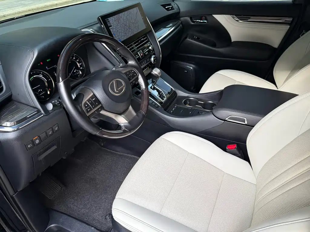 Lexus LM 2020 300h Four-Seater Imperial Edition