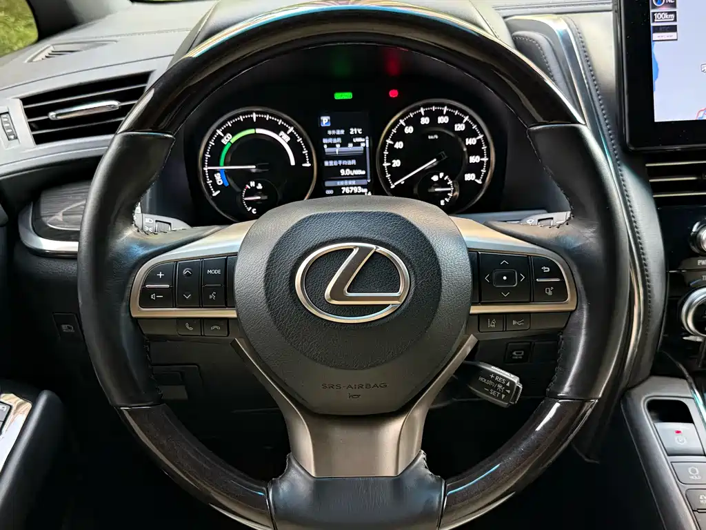 Lexus LM 2020 300h Four-Seater Imperial Edition