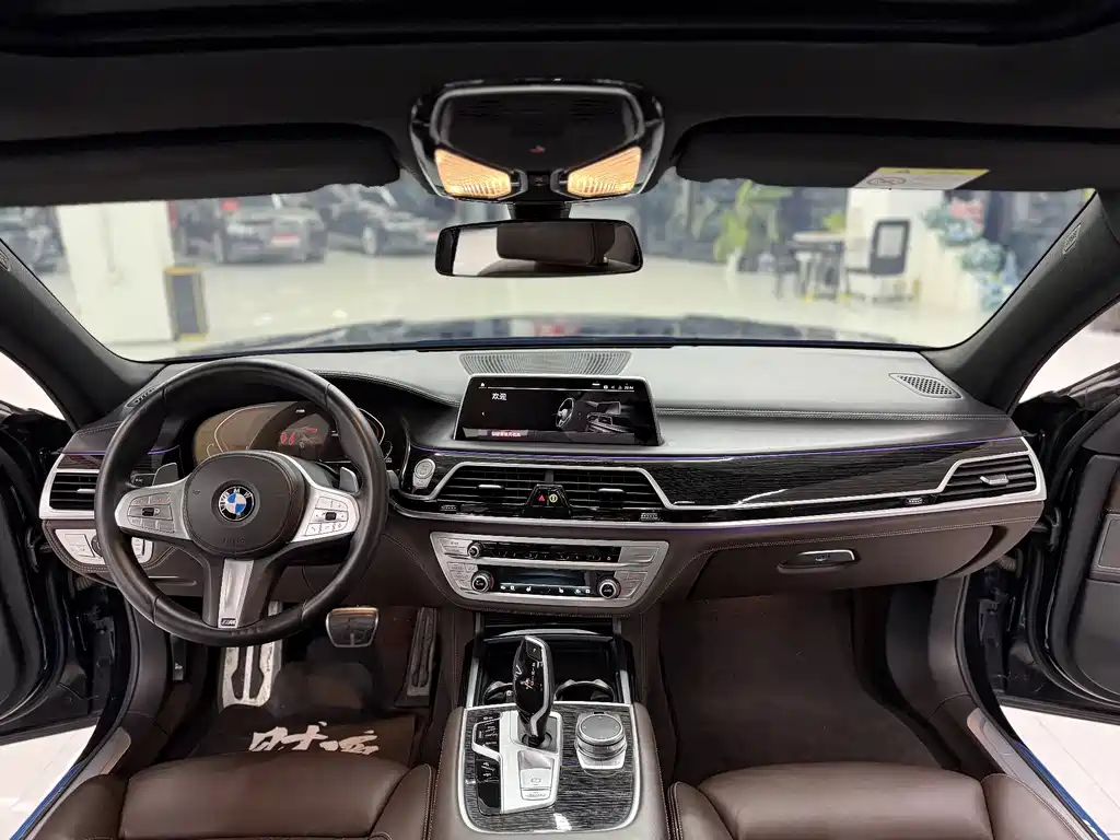 BMW 7 Series 2021 740Li Leading Edition M Sport Package
