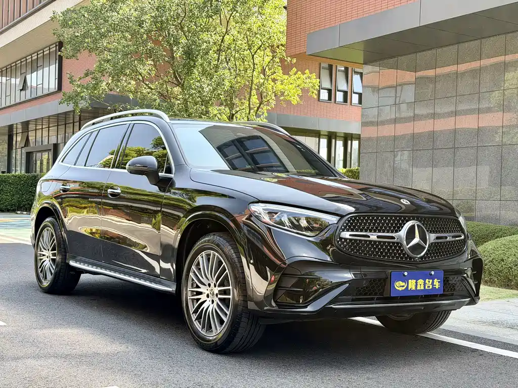 Mercedes-Benz GLC 300 L 4MATIC Dynamic Edition 5-seater