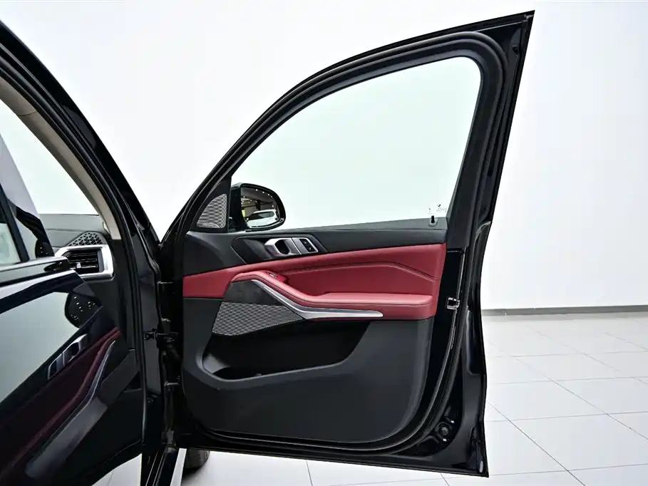 BMW X5 2023 xDrive 30Li M Sport曜夜 Package尊享 Edition