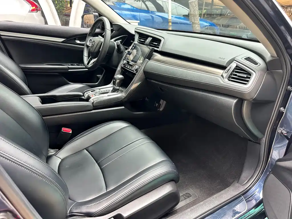 Civic 2019 220TURBO CVT Sport Edition National V
