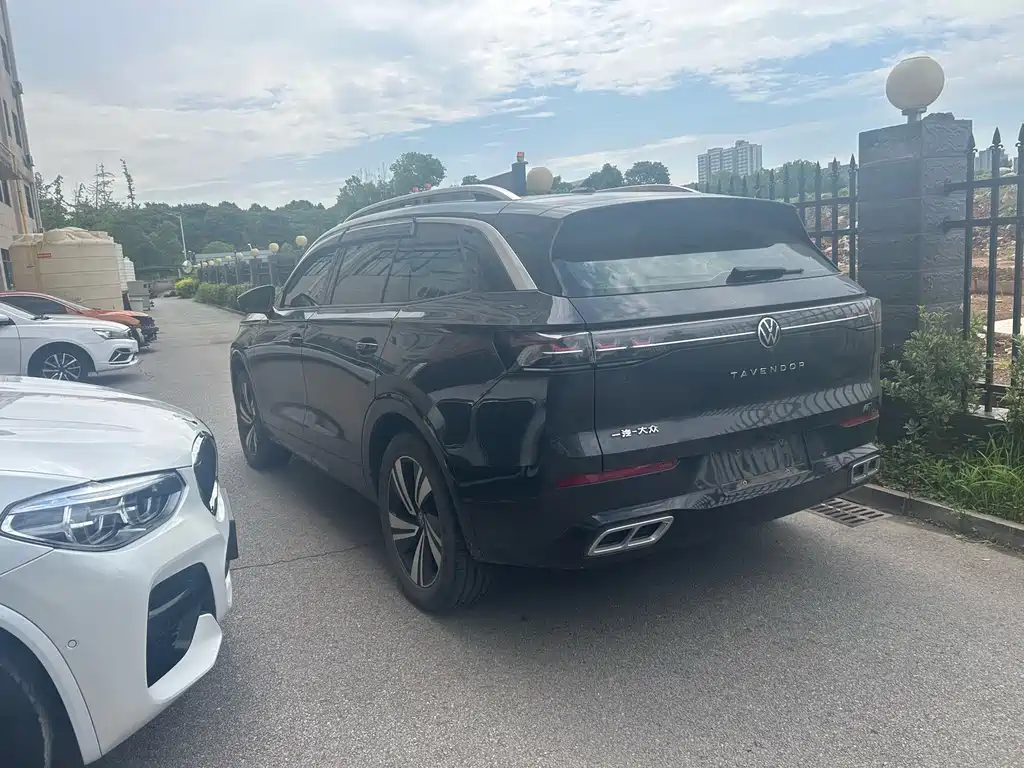 Lantian 2023 Model 380TSI All-Wheel Drive R-Line Touring Edition