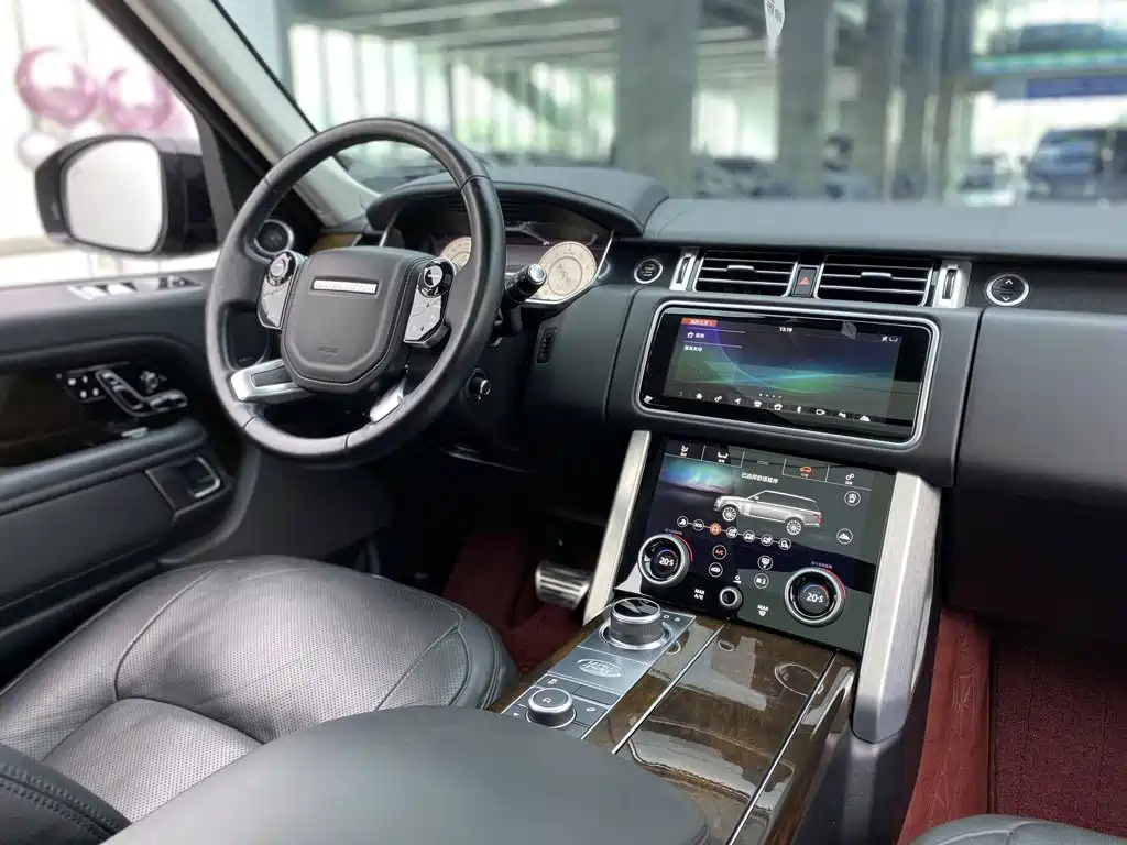 Range Rover 2022 3.0 L6 360PS Classic Edition