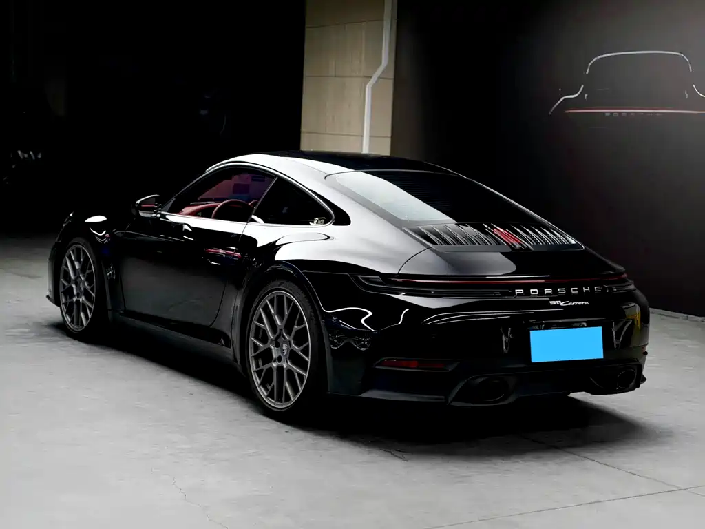Porsche 911 2025 Carrera 3.0T
