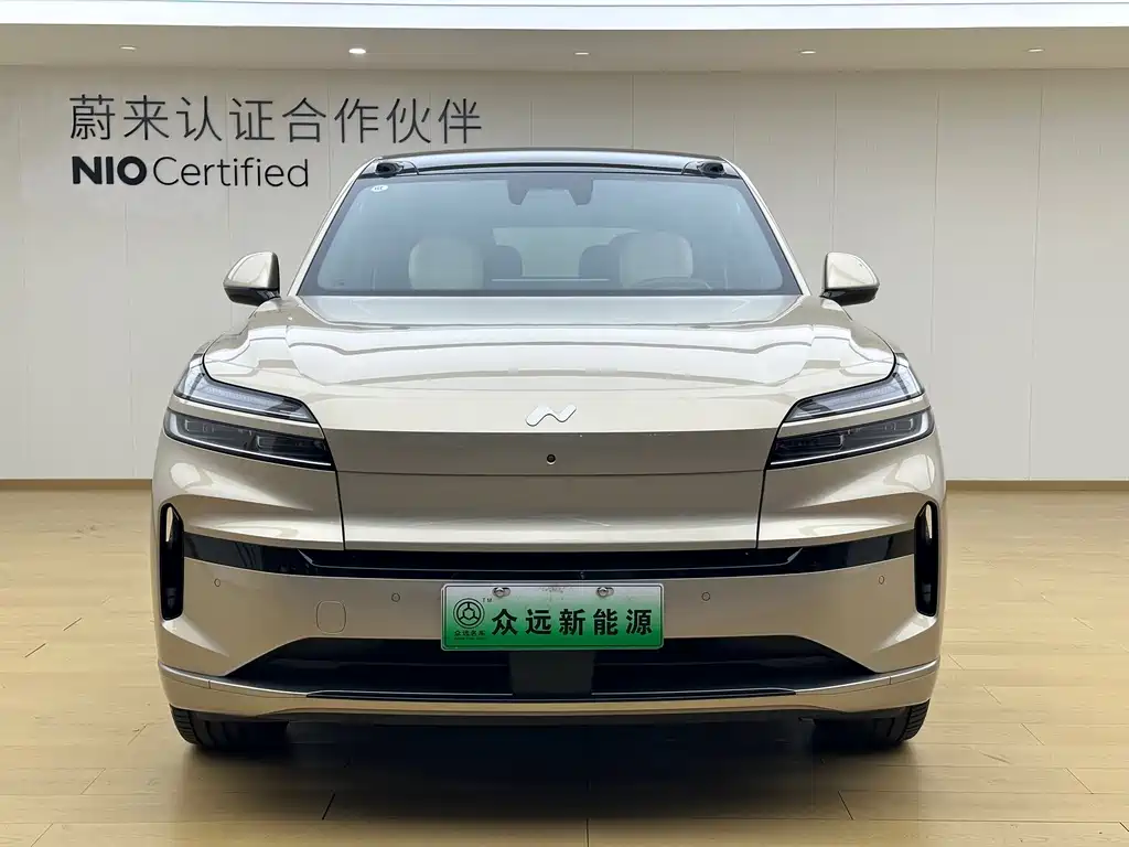 L90 Ultra 2025 6-seat edition