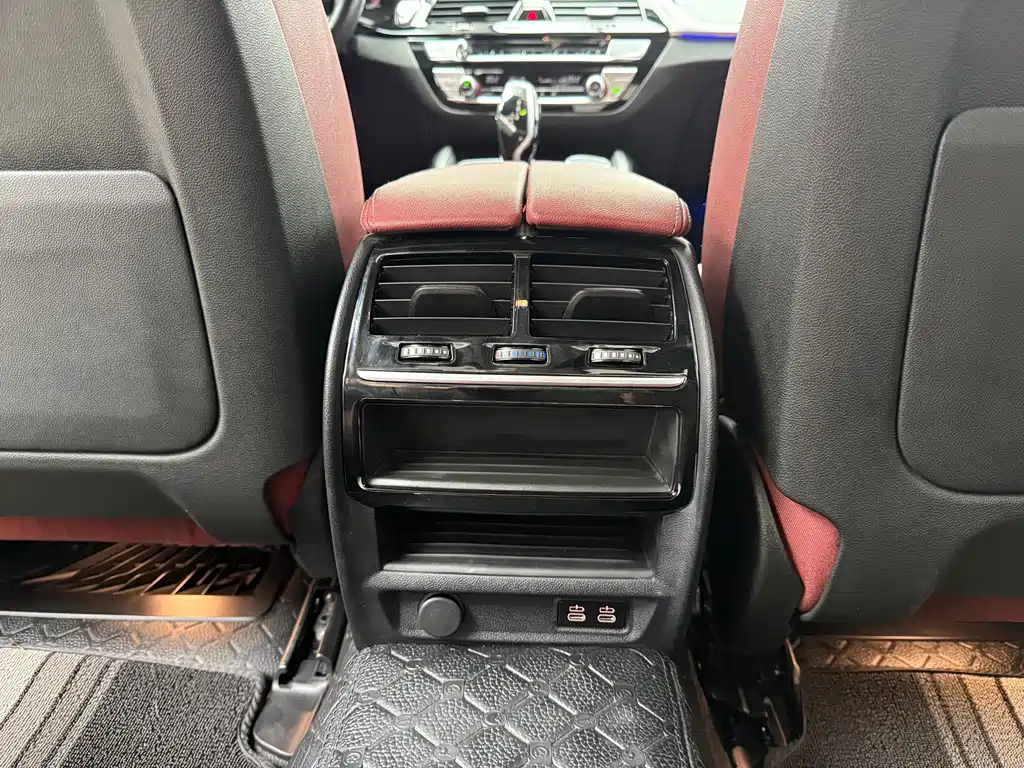 BMW 5 Series 2022 Model (Facelift 2) 525Li M Sport Package
