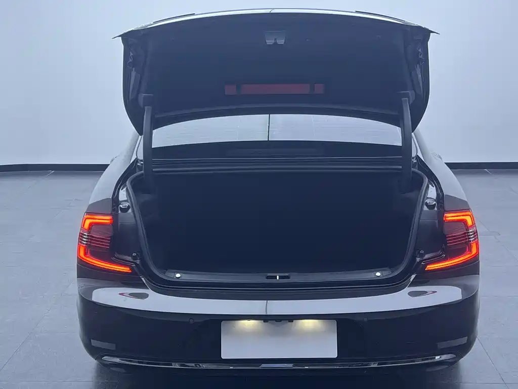 Volvo S90 2021 B5 Intelligent Distance Luxury Edition