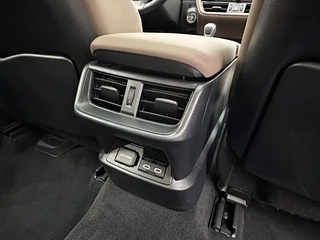 Lexus ES 2025 300h Premium Edition