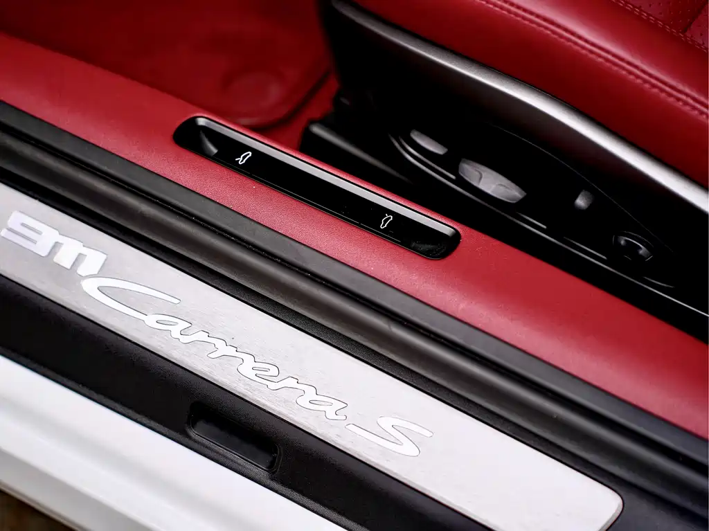 Porsche 911 2023 Carrera S 3.0T