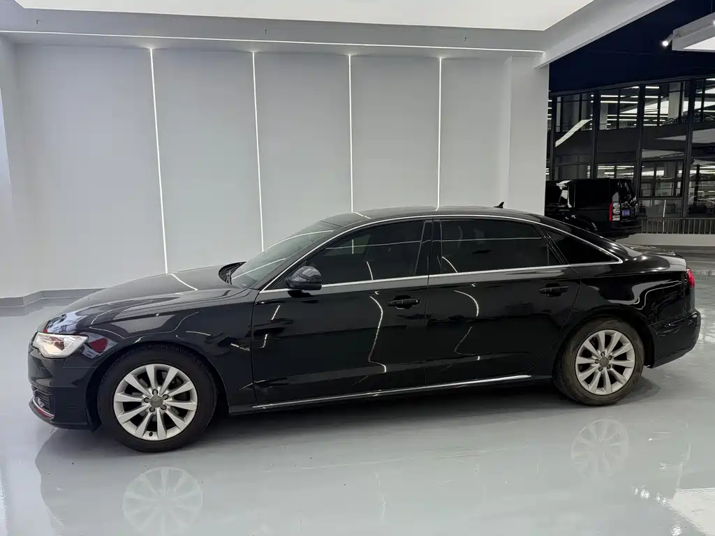 Audi A6L 2017 30 FSI Technology