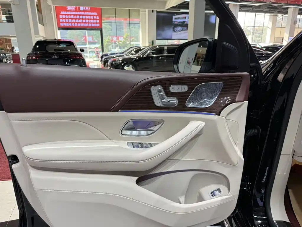 Maybach GLS 2021 GLS 600 4MATIC Lelü Version