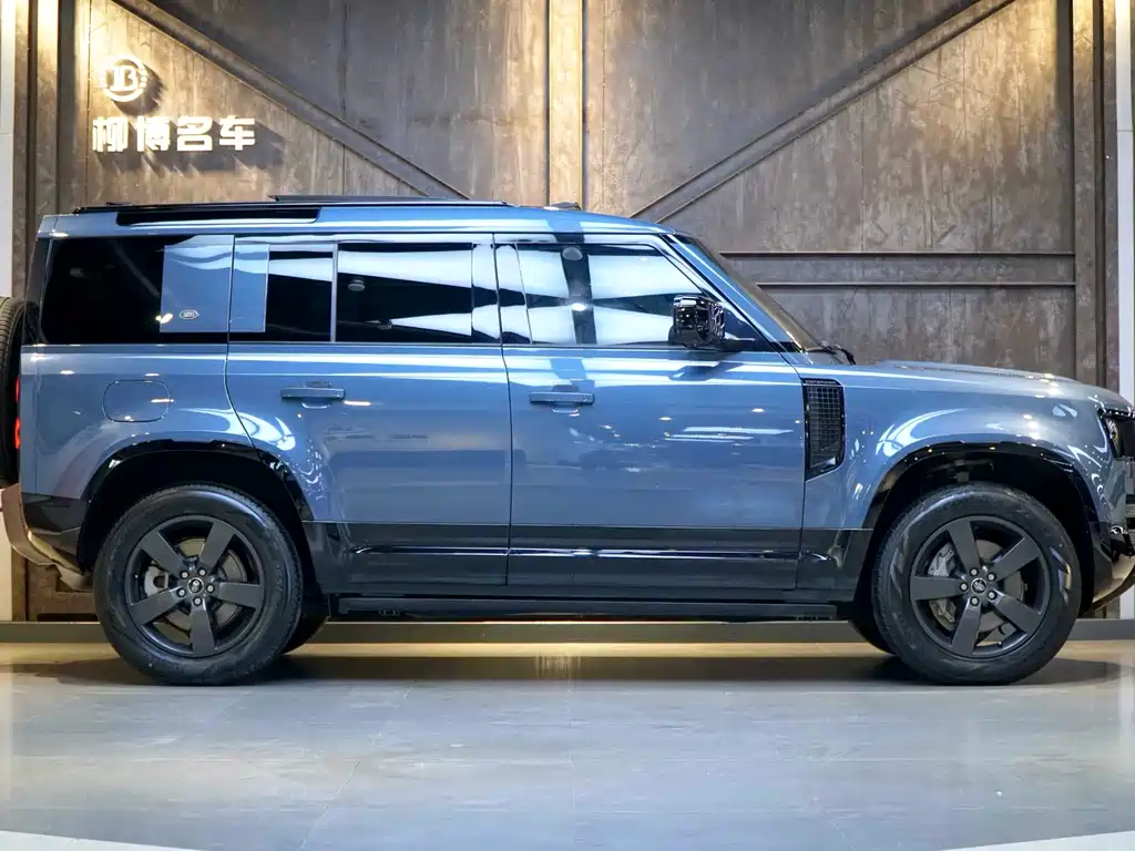 Land Rover Defender 2022 110 P400 X-DYNAMIC HSE