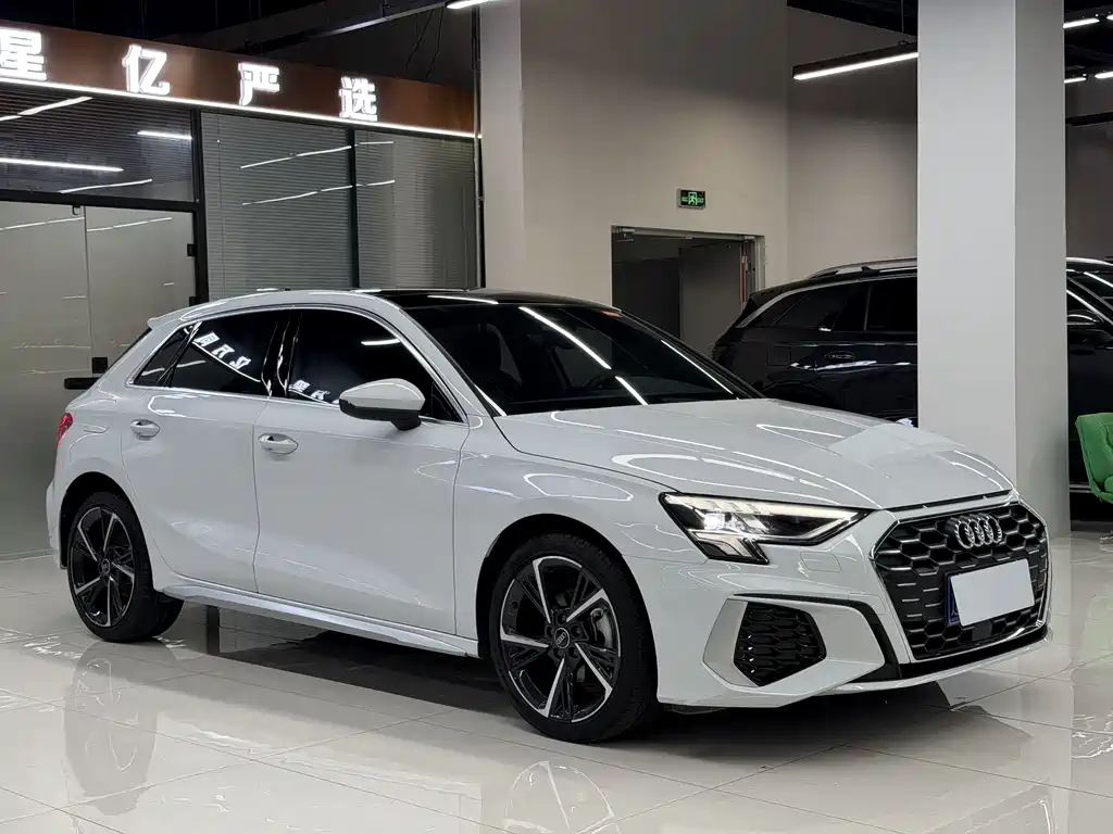 Audi A3 2023 Sportback 35 TFSI Style Sport Edition