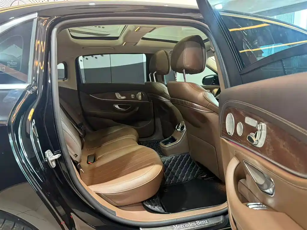Mercedes-Benz E-Class 2023 E 300 L Luxury Edition